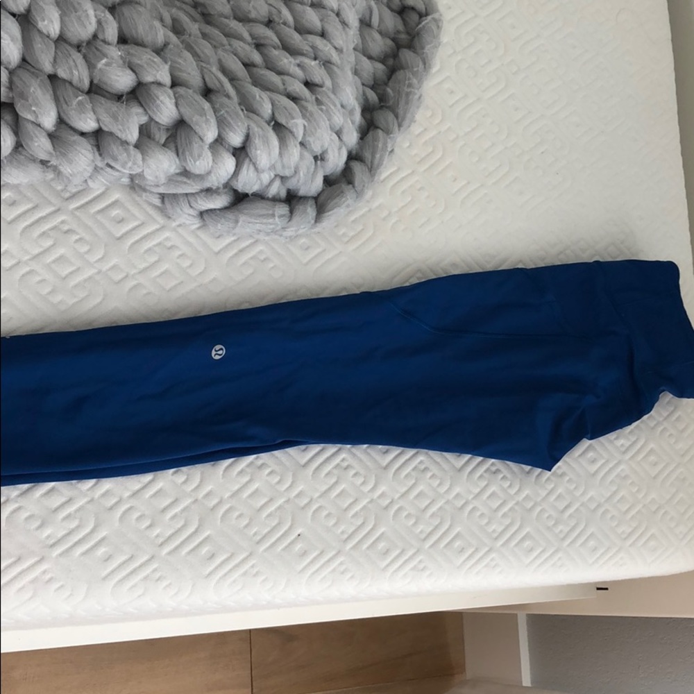 Size 4/6: took the tag off but I’m 4 and they fit